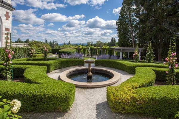 Canyon Ranch Lenox Bagian luar foto